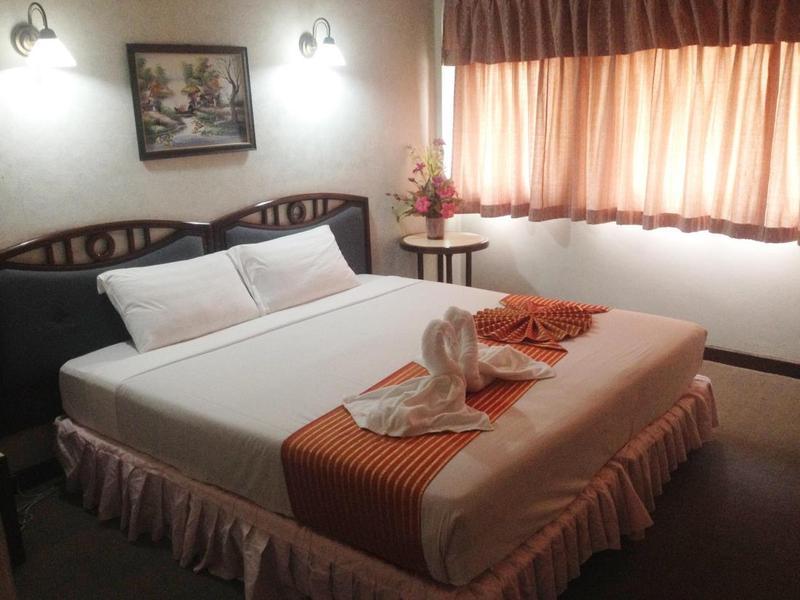 Amarin Nakorn Hotel 彭世洛 外观 照片