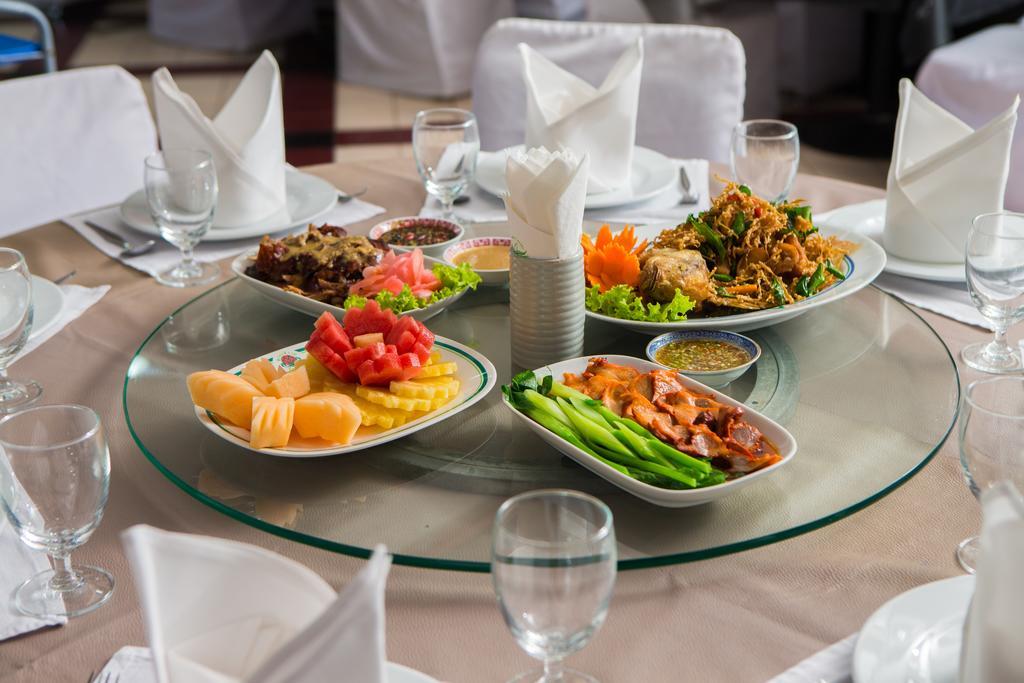 Amarin Nakorn Hotel 彭世洛 外观 照片